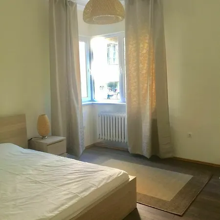 Apartment Next To Opera